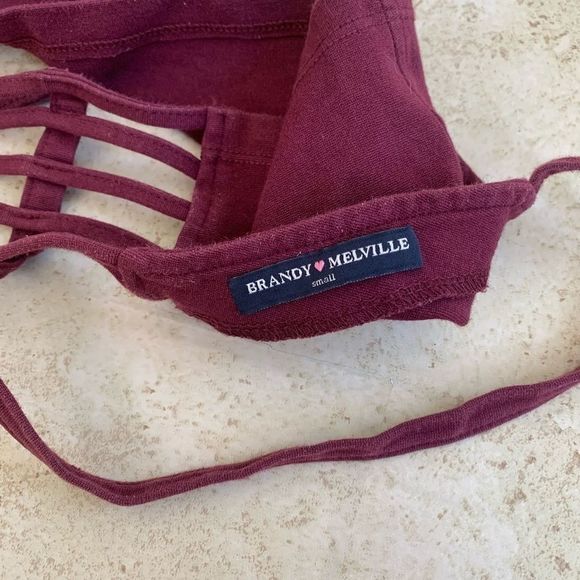 Brandy
Melville | Maroon Open Back Crop Top - Picture 4 of 4